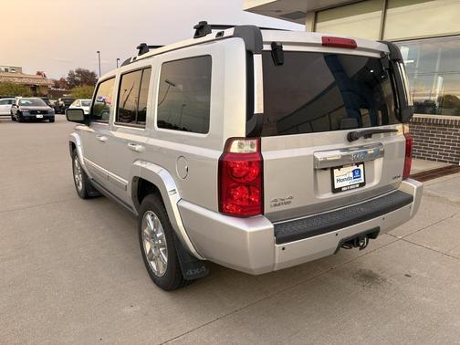 2010 Jeep Commander Limited