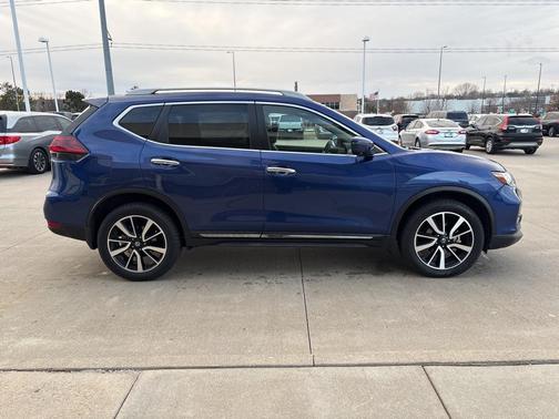 2020 Nissan Rogue SL