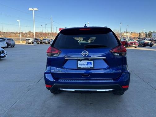 2020 Nissan Rogue SL