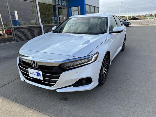 2022 Honda Accord Touring 2.0T