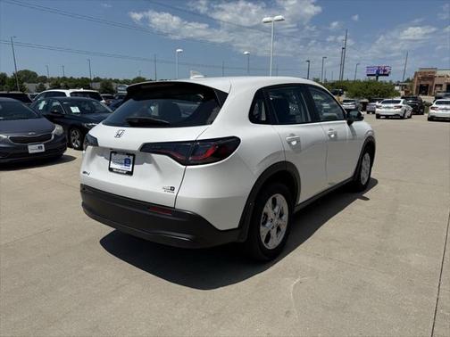 2025 Honda HR-V LX