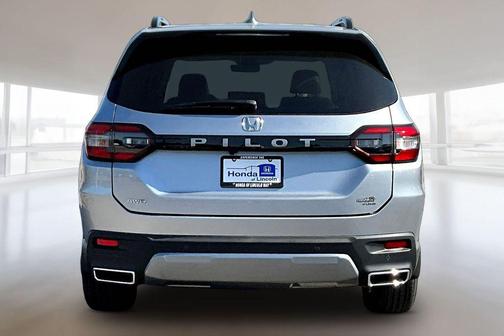 Solar Silver Metallic 2026 Honda Pilot EX-L