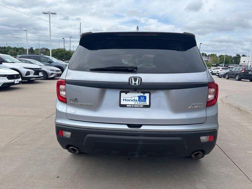 Lunar Silver Metallic 2021 Honda Passport AWD Sport