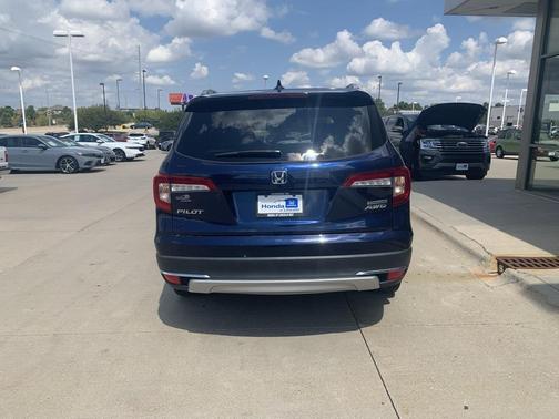 2020 Honda Pilot Touring 8-Passenger