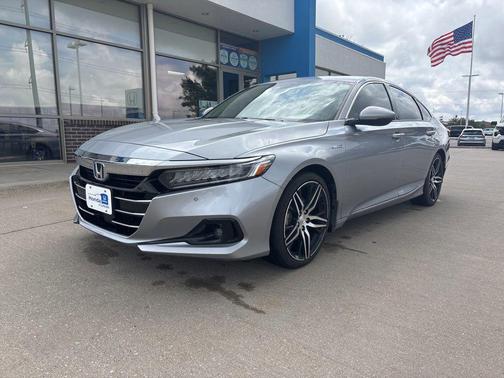 Lunar Silver Metallic 2022 Honda Accord Hybrid Touring