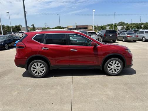 2017 Nissan Rogue S