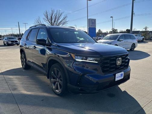 2025 Honda Pilot Sport