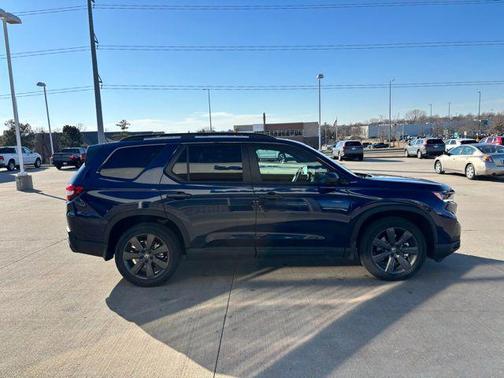 2025 Honda Pilot Sport