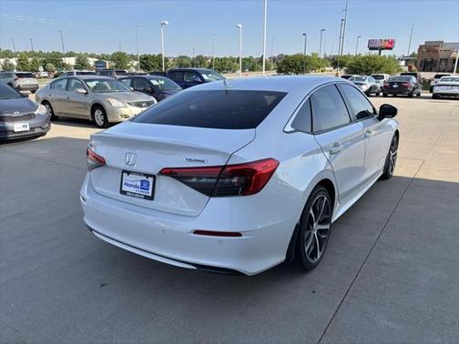 2022 Honda Civic Touring