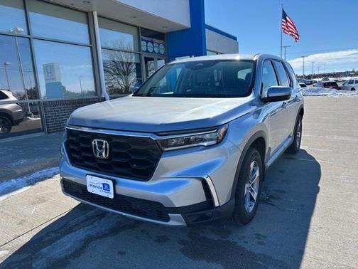 2023 Honda Pilot AWD EX-L 8 Passenger