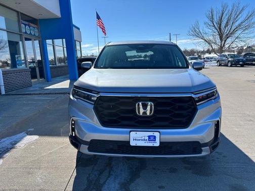 2023 Honda Pilot AWD EX-L 8 Passenger