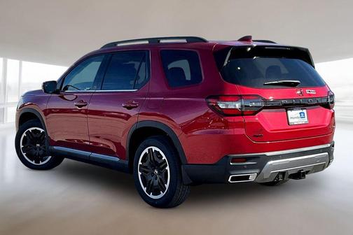 Radiant Red Metallic II 2026 Honda Pilot Touring 8-Passenger