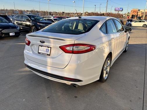 2016 Ford Fusion S