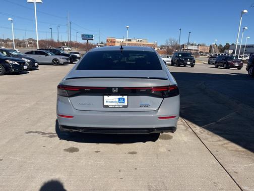 2023 Honda Accord Hybrid Sport-L