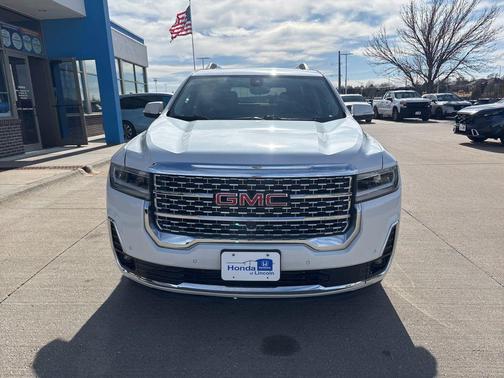 2020 GMC Acadia Denali