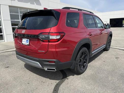 2025 Honda Pilot Touring 8-Passenger