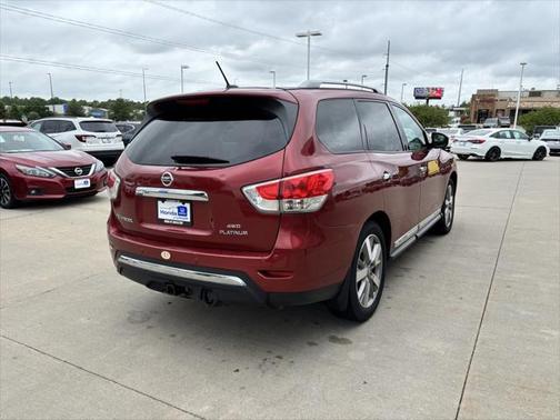 2016 Nissan Pathfinder Platinum