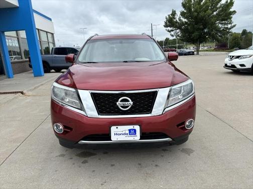 2016 Nissan Pathfinder Platinum