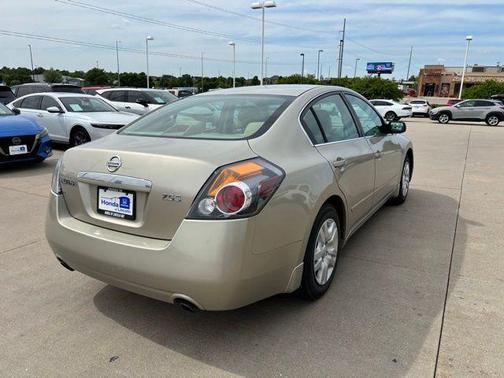 Sonoran Sand Metallic 2009 Nissan Altima 2.5 S