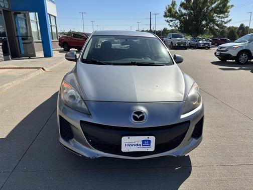 2013 Mazda Mazda3 i Sport