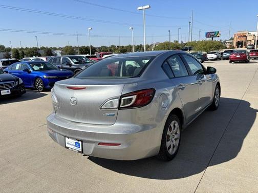 2013 Mazda Mazda3 i Sport