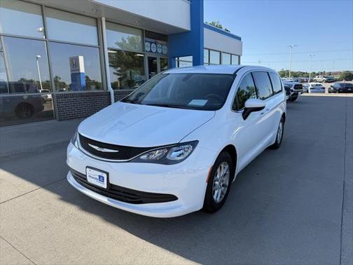 2017 Chrysler Pacifica LX