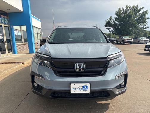 Sonic Gray Pearl 2022 Honda Pilot AWD TrailSport