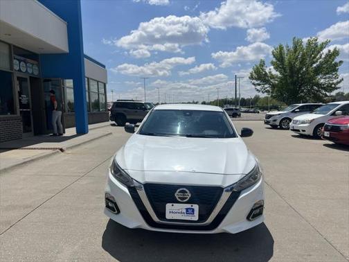 2020 Nissan Altima SR Intelligent AWD