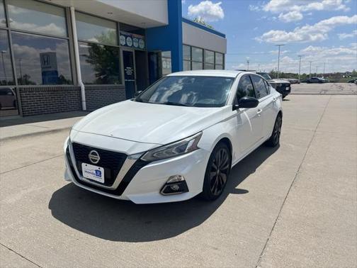 2020 Nissan Altima SR Intelligent AWD