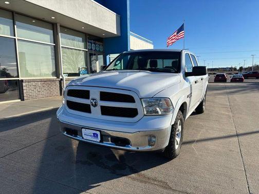 2015 RAM 1500 SLT