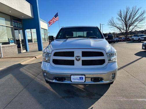 2015 RAM 1500 SLT