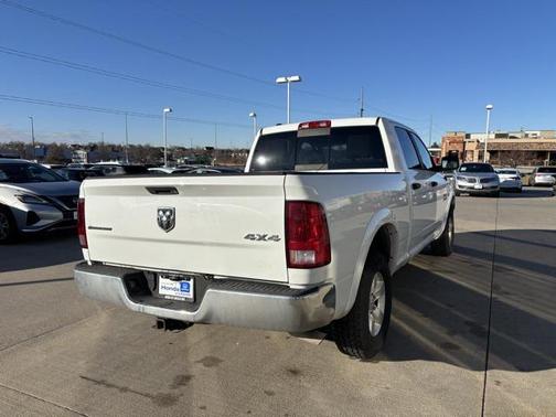 2015 RAM 1500 SLT