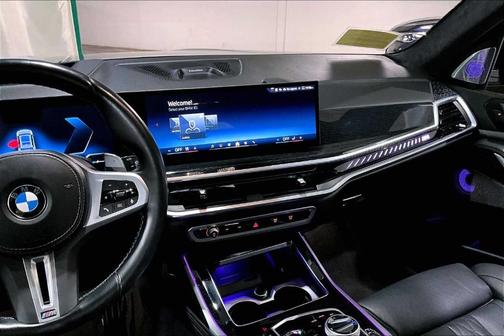 2024 BMW X7 M60i