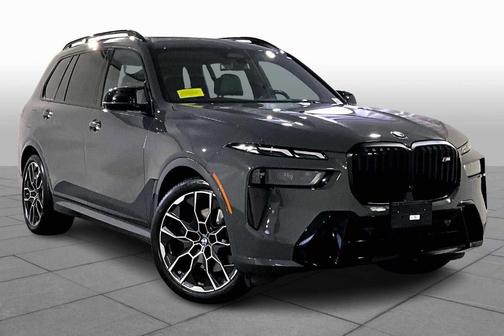 2024 BMW X7 M60i