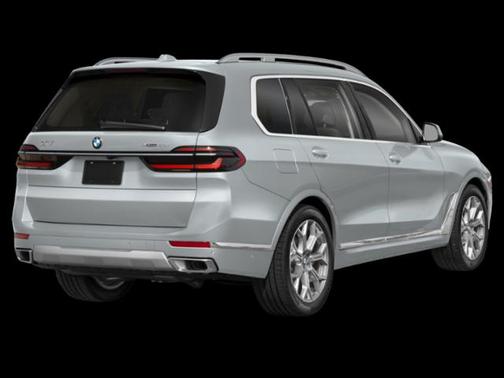 2026 BMW X7 M60i