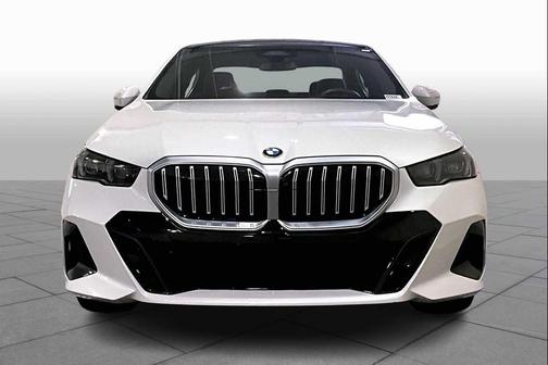 2024 BMW 530 i xDrive