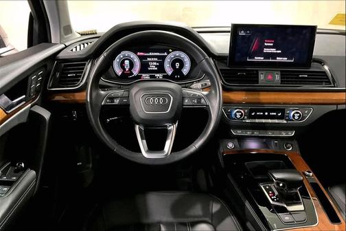 2023 Audi Q5 45 S line Premium Plus