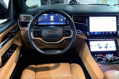 2023 Jeep Grand Wagoneer L Series III