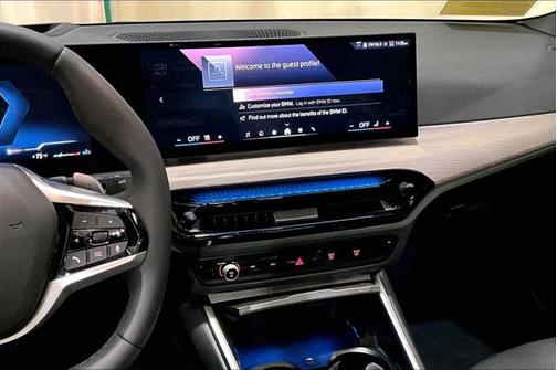 2025 BMW 330 i xDrive