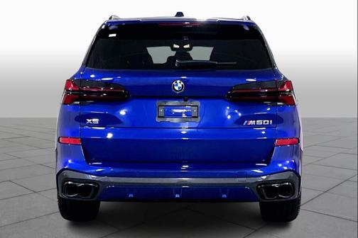 2024 BMW X5 M60i