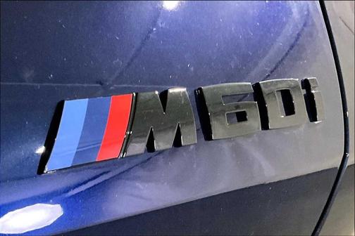 2026 BMW X6 M60i