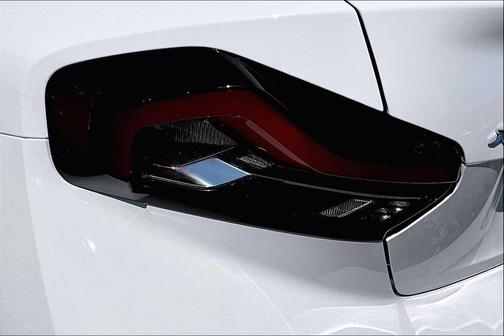 2025 BMW 230 i xDrive