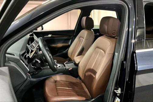 2020 Audi Q5 40 Premium Plus