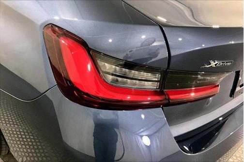 2025 BMW 330 i xDrive