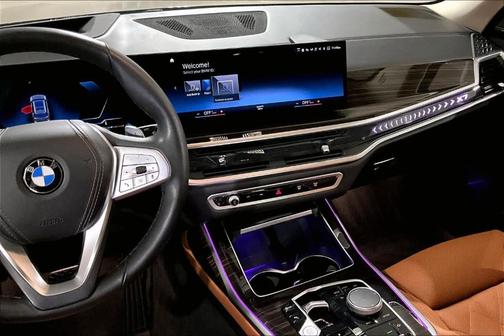 2023 BMW X7 xDrive40i