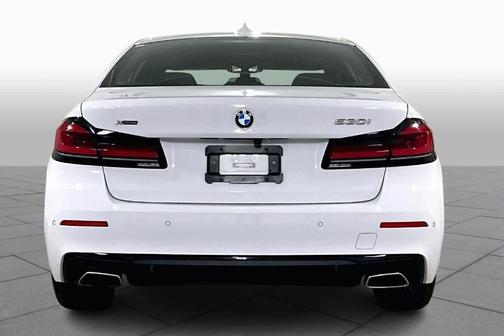 2022 BMW 530 i xDrive