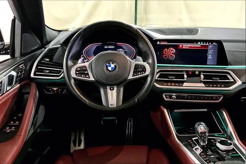2022 BMW X6 M50i