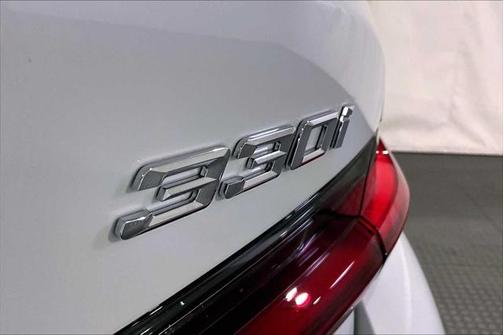 2025 BMW 330 i xDrive