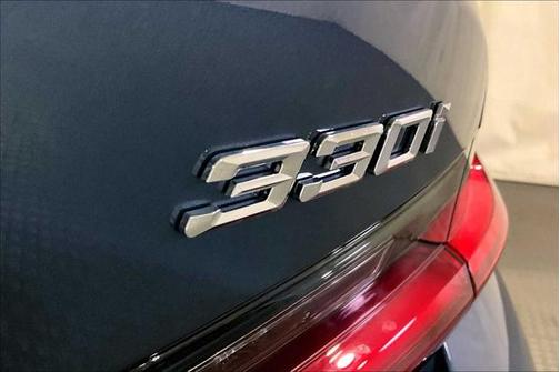 2025 BMW 330 i xDrive