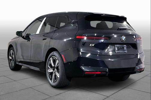 2026 BMW iX xDrive45
